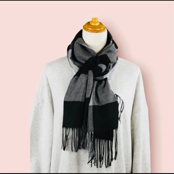 Search here for Valentine’s Gifts ! Love is in the Air 🥰😍🥰😍🥰 - Picture 12 of 16